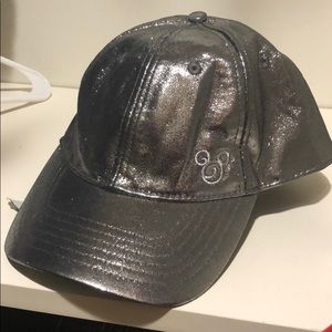 💕AUTHENTIC DISNEY HAT - NEVER WORN! 💕